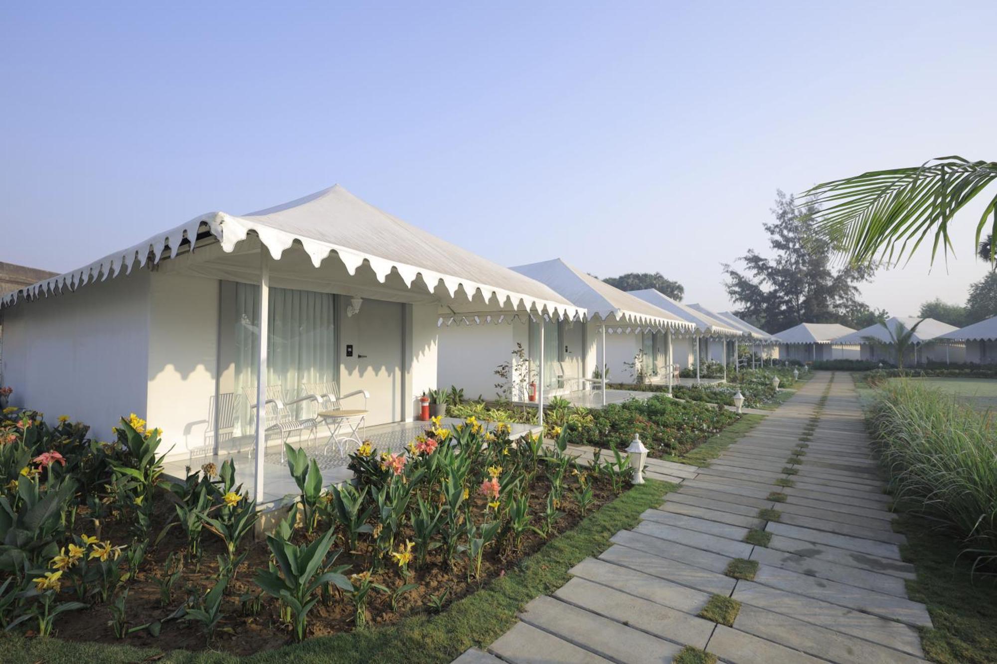 The Fern Seaside Luxurious Tent Resort דמאן מראה חיצוני תמונה